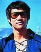 李小龙对世界武术和功夫电影发展的影响